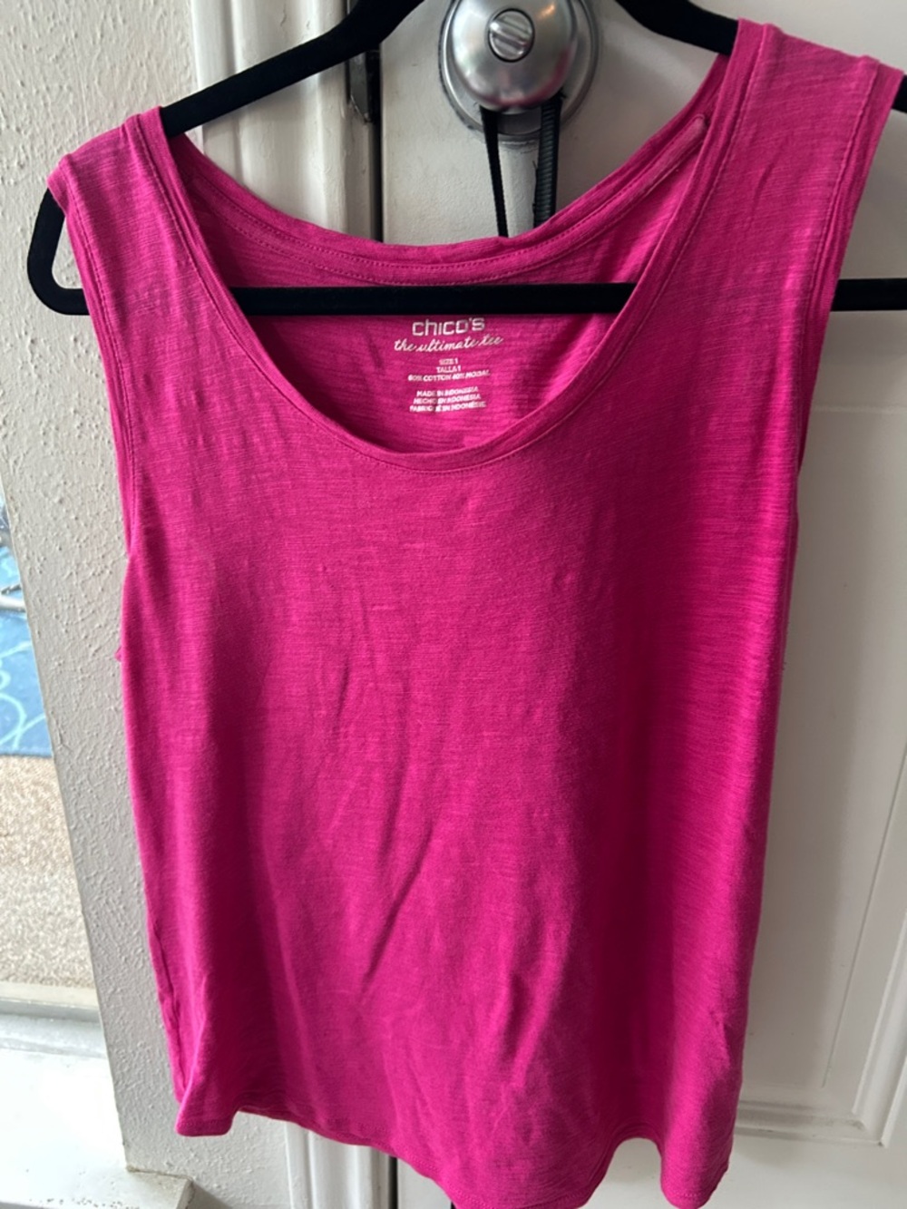 Chico's Bright Fuchsia Sleeveless Tank Top